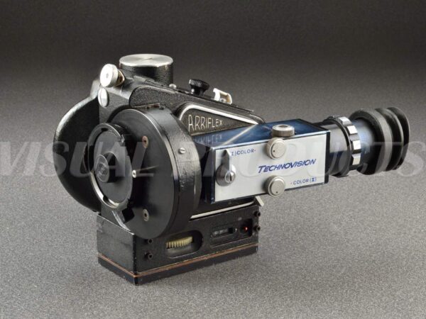 ARRI Arriflex IIC Camera Package w/ PL Mount & Fellini Door - Image 2